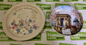 Limoges L'Arc De Triomphe limited edition plate - Edition number: GQ A33, Poole "Springtime on your