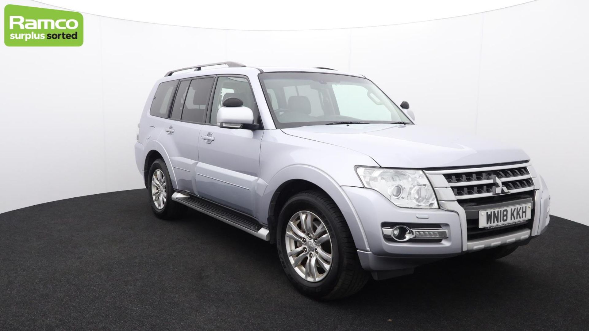 Mitsubishi Shogun WN18 KKH 3.2 DI-DC SG3 Auto 4WD LWB Euro 6 5dr LWB - Image 4 of 63