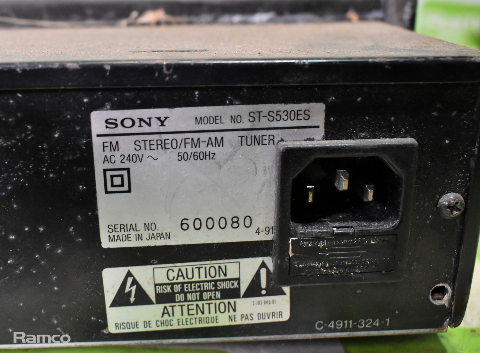 Kenwood DMF-3020 minidisc player, 230V 50Hz - L 490 x W 390 x H 90mm, Sony 530 AM/FM stereo tuner - Image 9 of 14