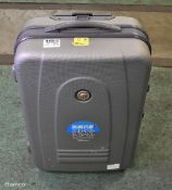 Eminent suitcase - L 640 x W 340 x H 240mm - DAMAGED WHEEL