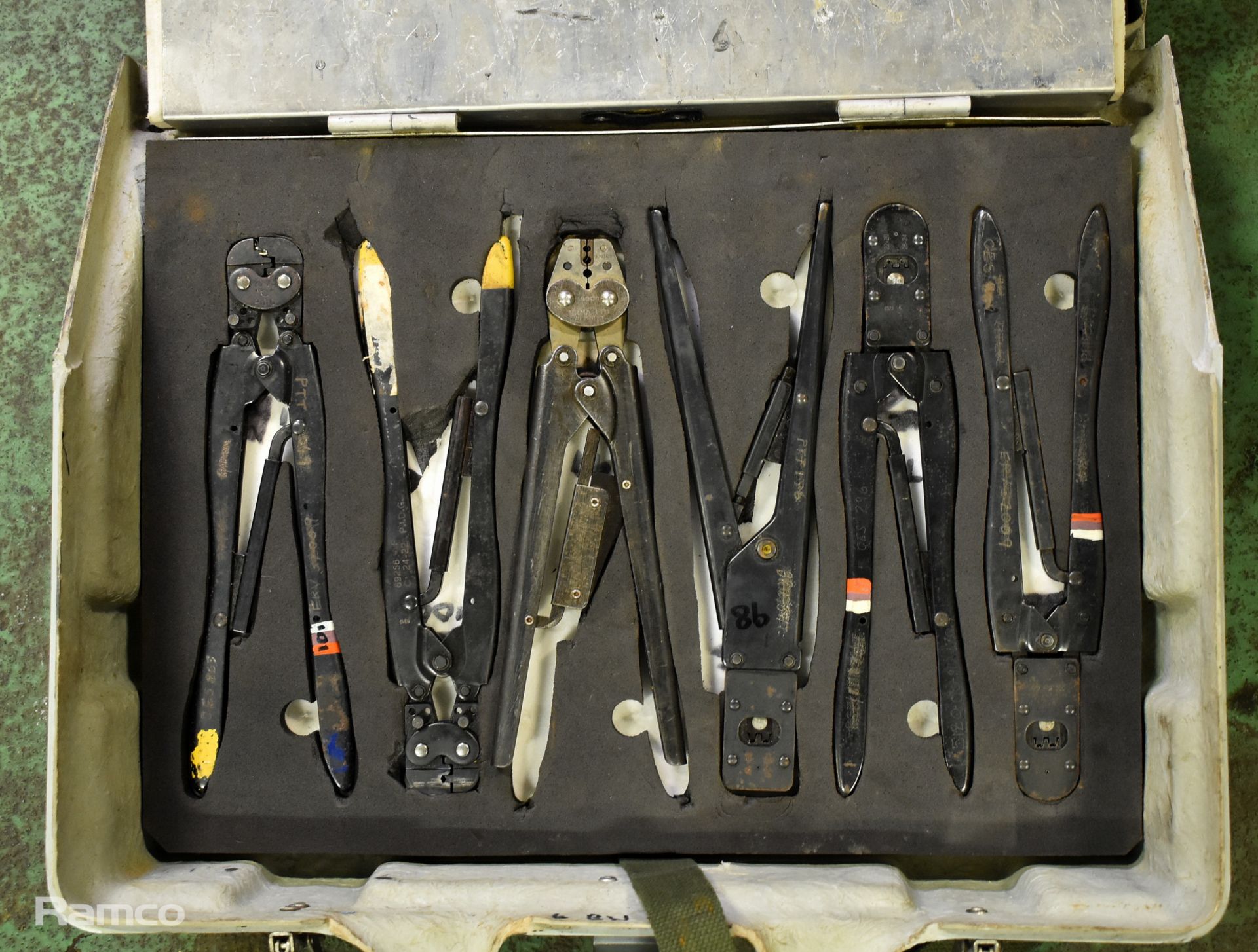 Crimping tool kit in heavy duty carry case - Image 7 of 9