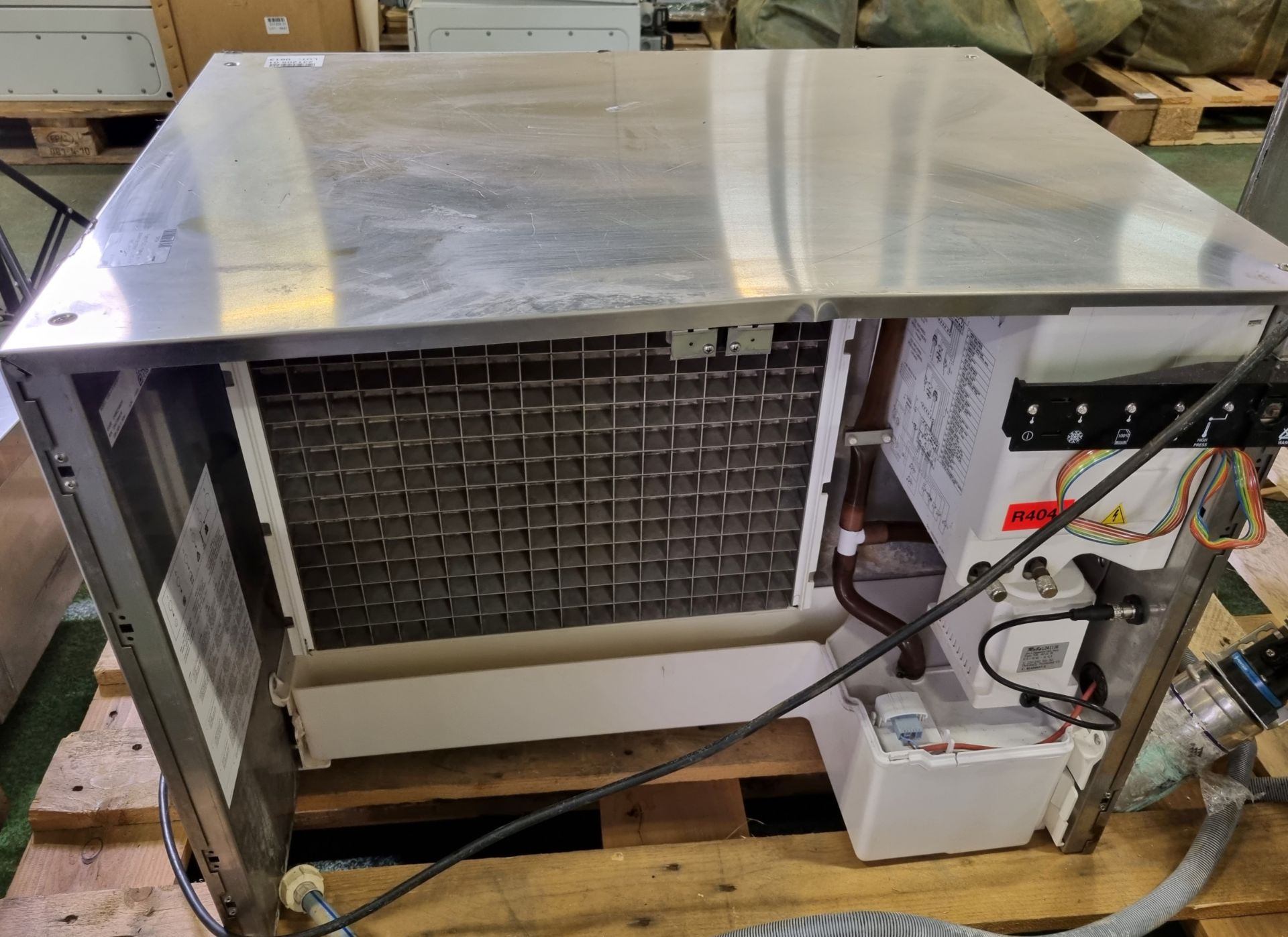 Foster F202 modular air-cooled ice maker - L 760 x W 580 x H 570mm - Image 2 of 4