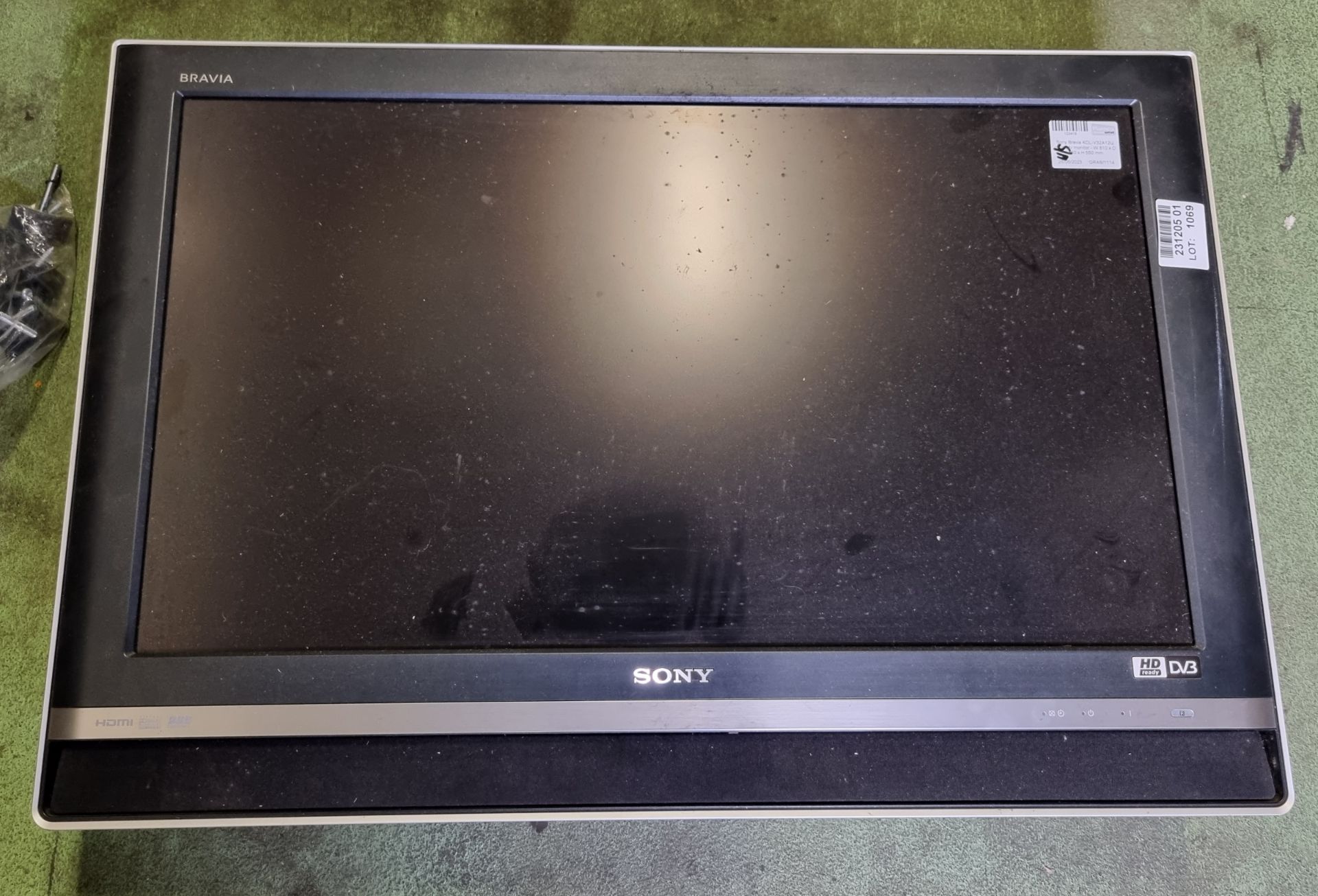 Sony Bravia KDL-V32A12U colour TV monitor - W 810 x D 150 x H 550 mm - Bild 2 aus 6