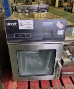 Lincat CombiSlim 1.06 stainless steel counter top injection combi oven - W 520 x D 970 x H 700mm