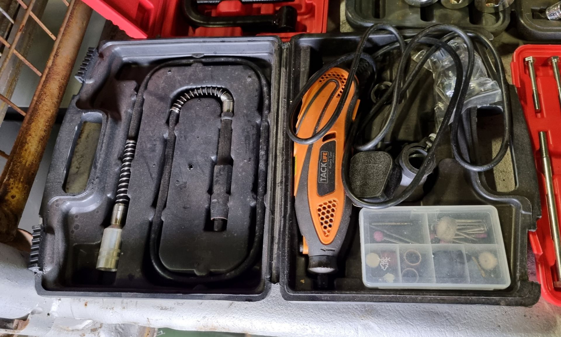 Workshop tools and equipment - Halfords socket sets (incomplete), trolley jack, 12V scissor jack - Image 4 of 9
