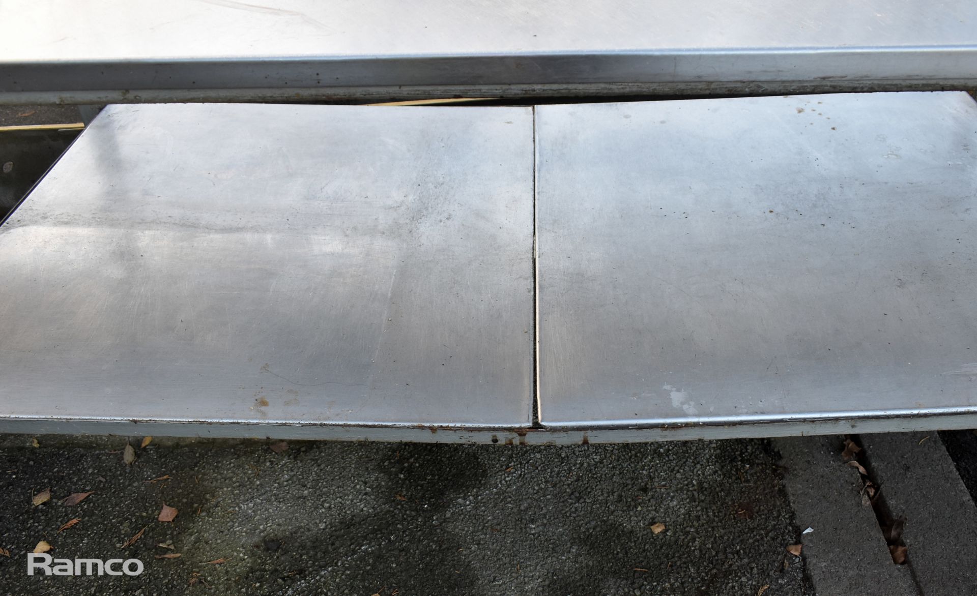 Stainless steel preparation table - L 1680 x W 870 x H 840mm - Bild 3 aus 3