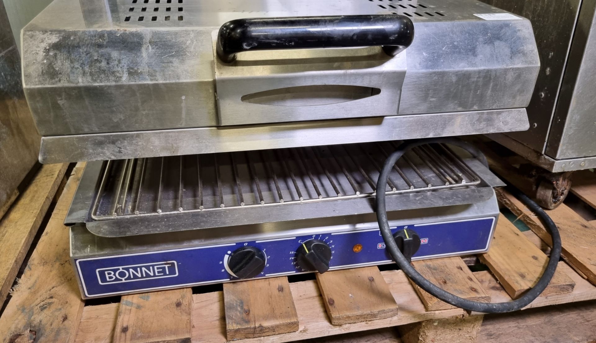 Bonnet SEM 5000 VCT rise and fall electric salamander grill - W 600 x D 650 x H 600mm - Bild 3 aus 4