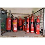 18x Fire extinguishers mixed sizes - powder, water & CO2 - NEEDS SERVICING BEFORE USE