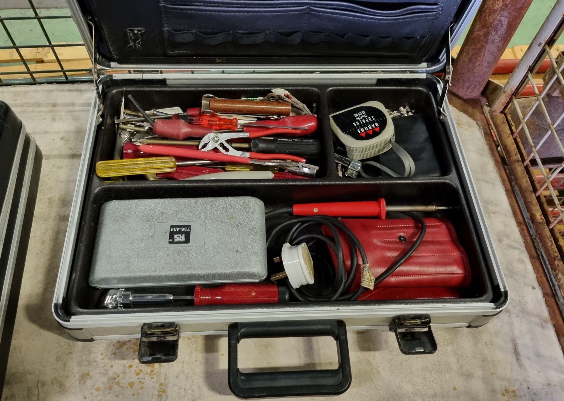 Electricians tools - cases, screwdrivers, soldering iron, pliers, wire strippers, crimping tools - Image 9 of 9