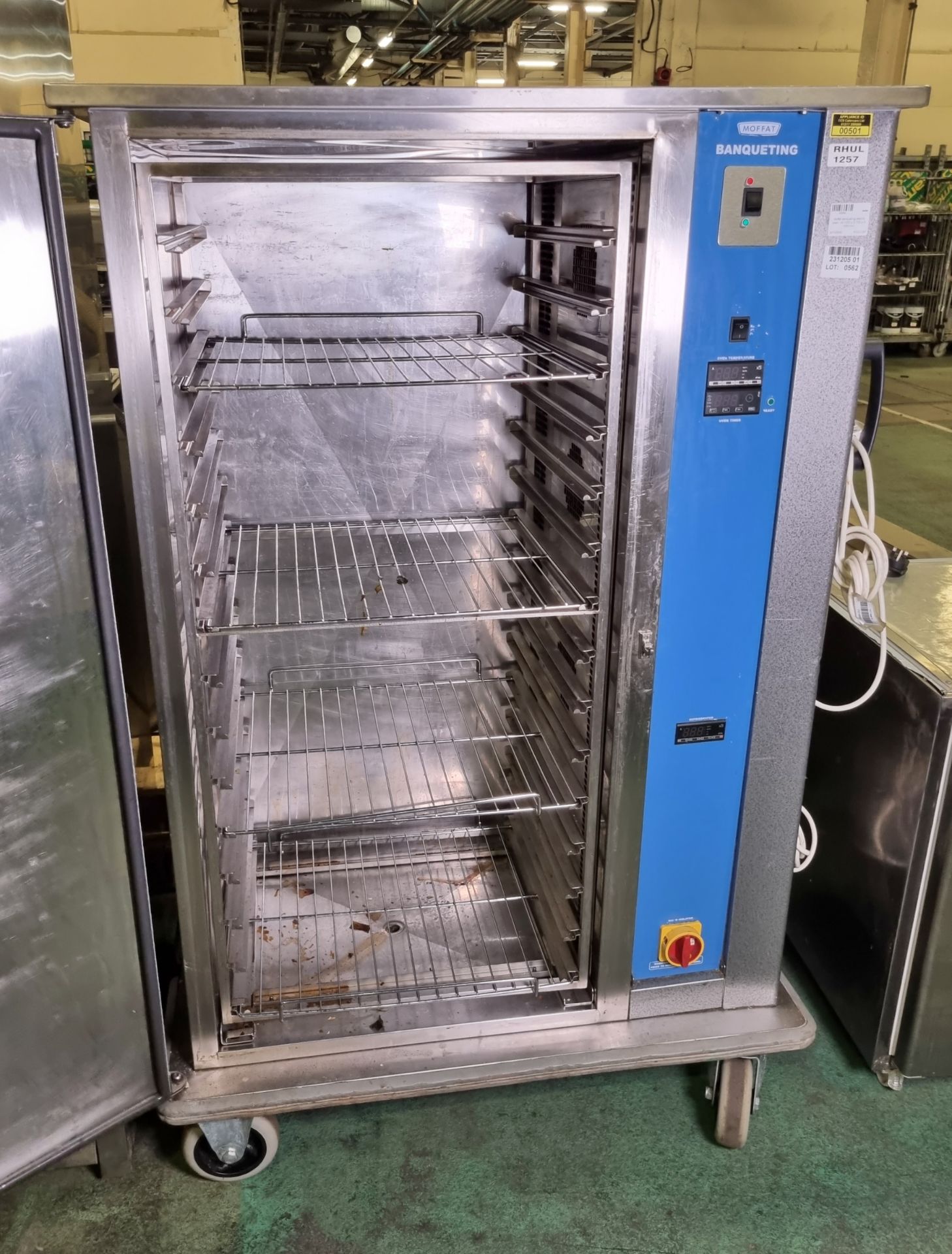 Moffat banqueting electric oven - W 1000 x D 700 x H 1580mm - Bild 3 aus 5
