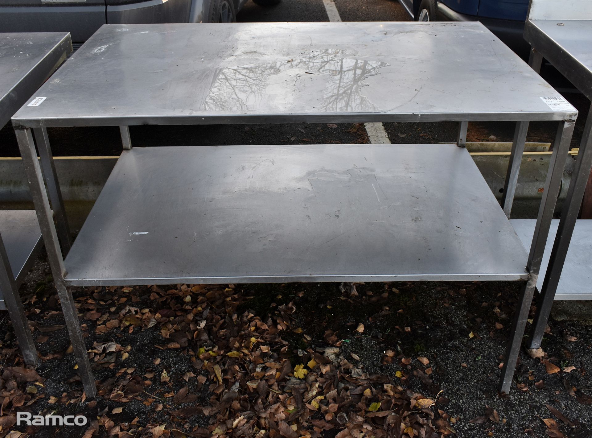 Stainless steel preparation table - L 1210 x W 760 x H 860mm