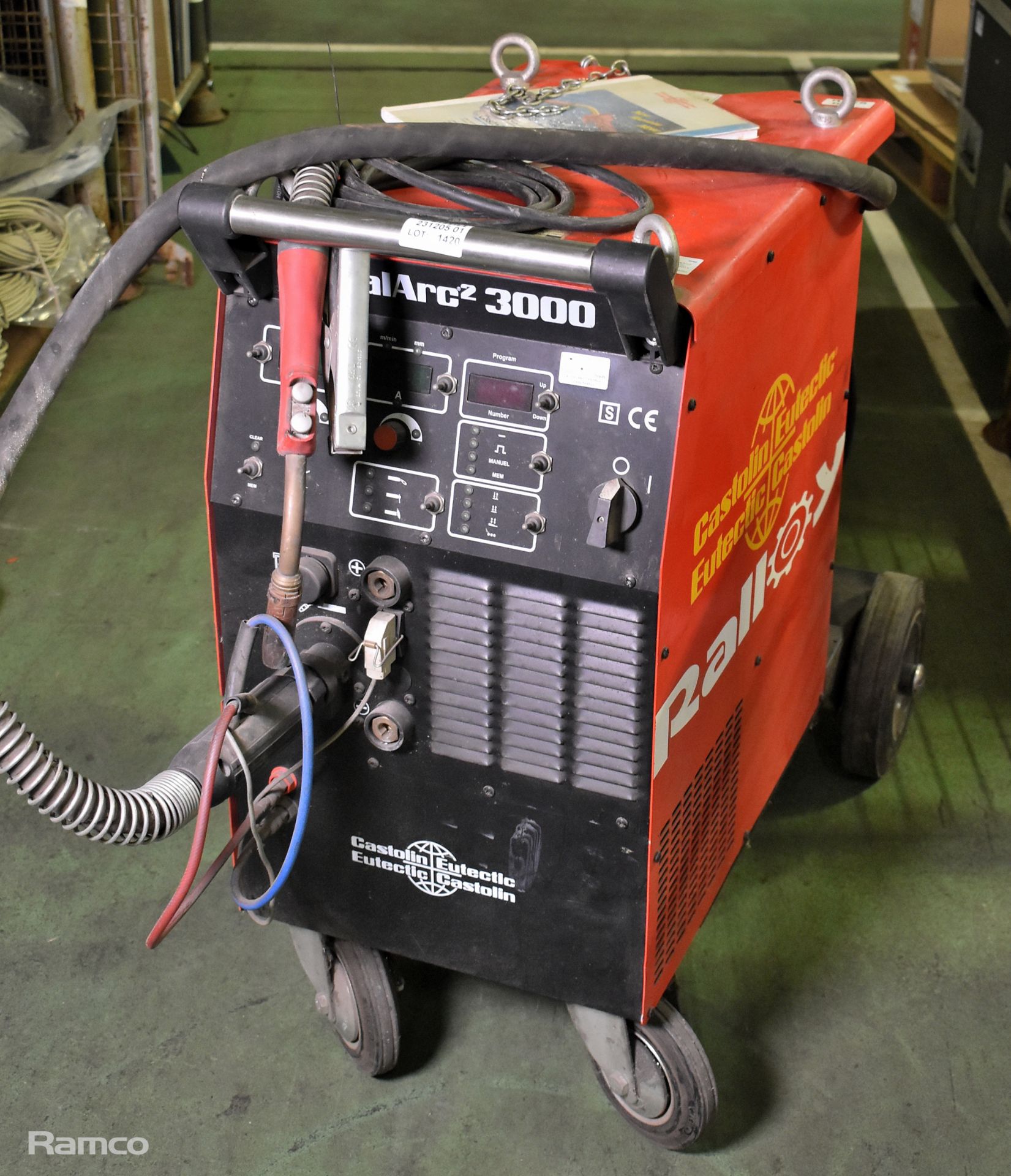 CastoPlus 500W TotalArc2-3000 mig welder with instruction manual - L 900 x W 500 x H 900mm - Image 2 of 10