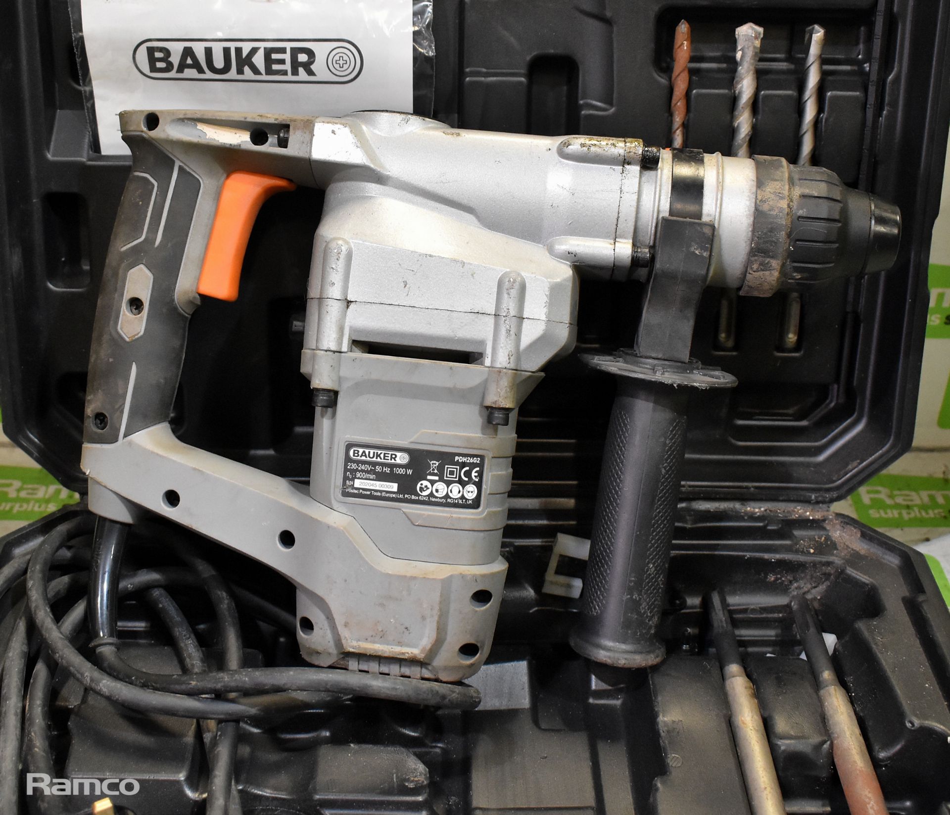 2x Bauker 1000 W hammer drills with case - Image 7 of 10