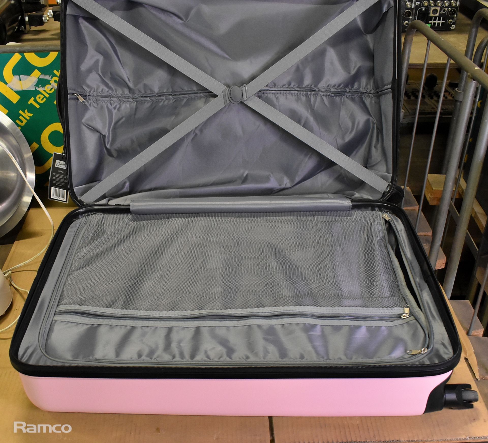 Salisburys hard shell suitcase pink – unused - Image 3 of 6