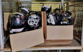 17x American football helmets medium to x-large