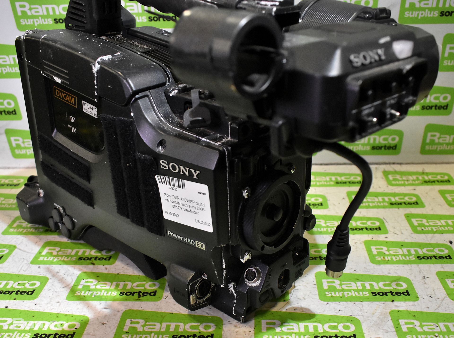 Sony DSR-450WSP digital camcorder with sony DXF-801CE viewfinder - NO LENS - Bild 8 aus 14