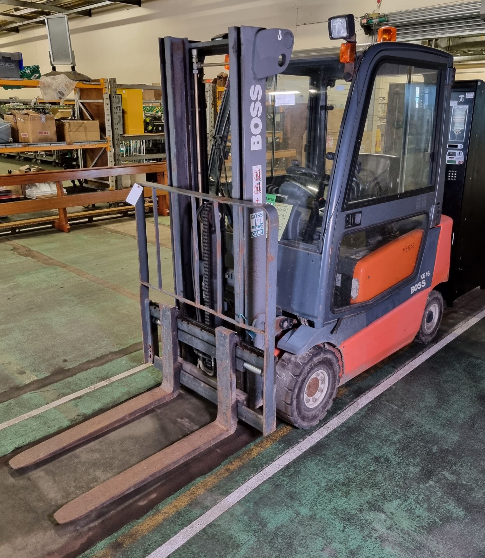Steinbock Boss KE16 4 wheel electric forklift - L 2750 x W 1000 x H 2000mm - NEEDS NEW BATTERY - Image 4 of 24