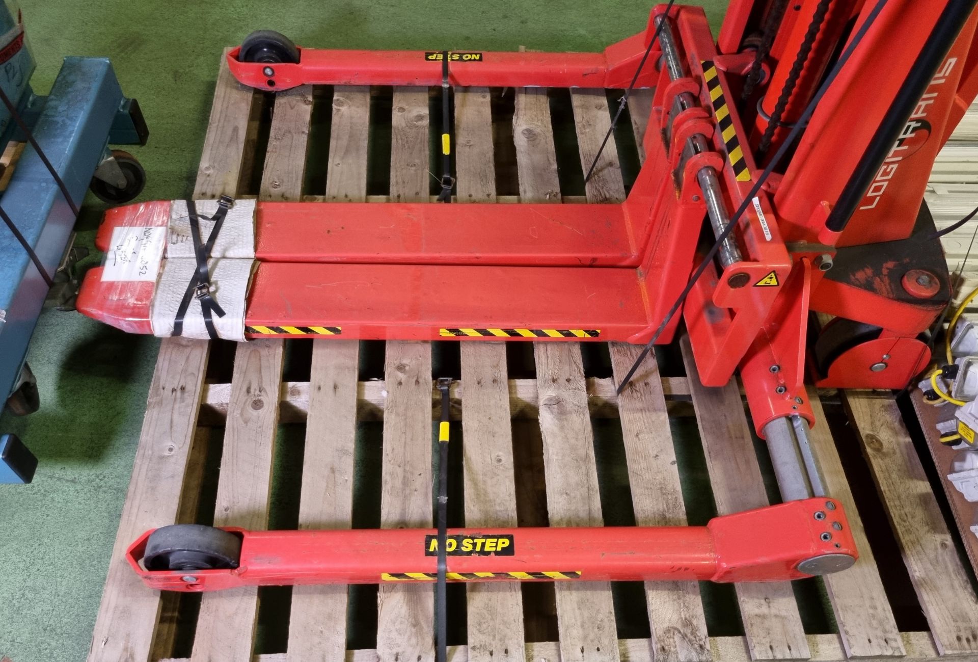 Logitrans LFS1001/1570 hand pallet stacker truck - max lifting capacity: 1000kg - Image 3 of 5