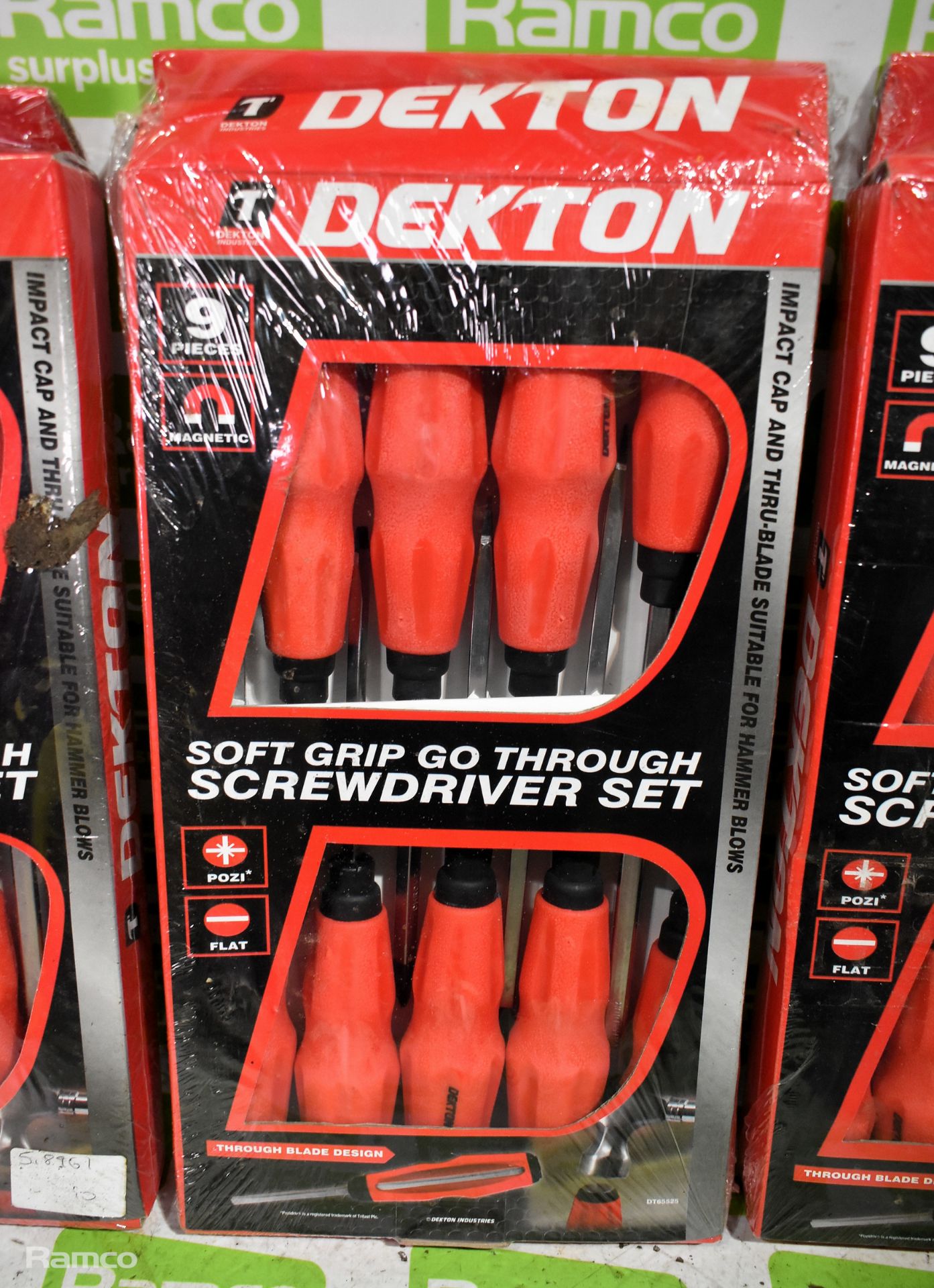 3x Dekton 9 piece Soft grip go through screwdriver sets - Image 2 of 3