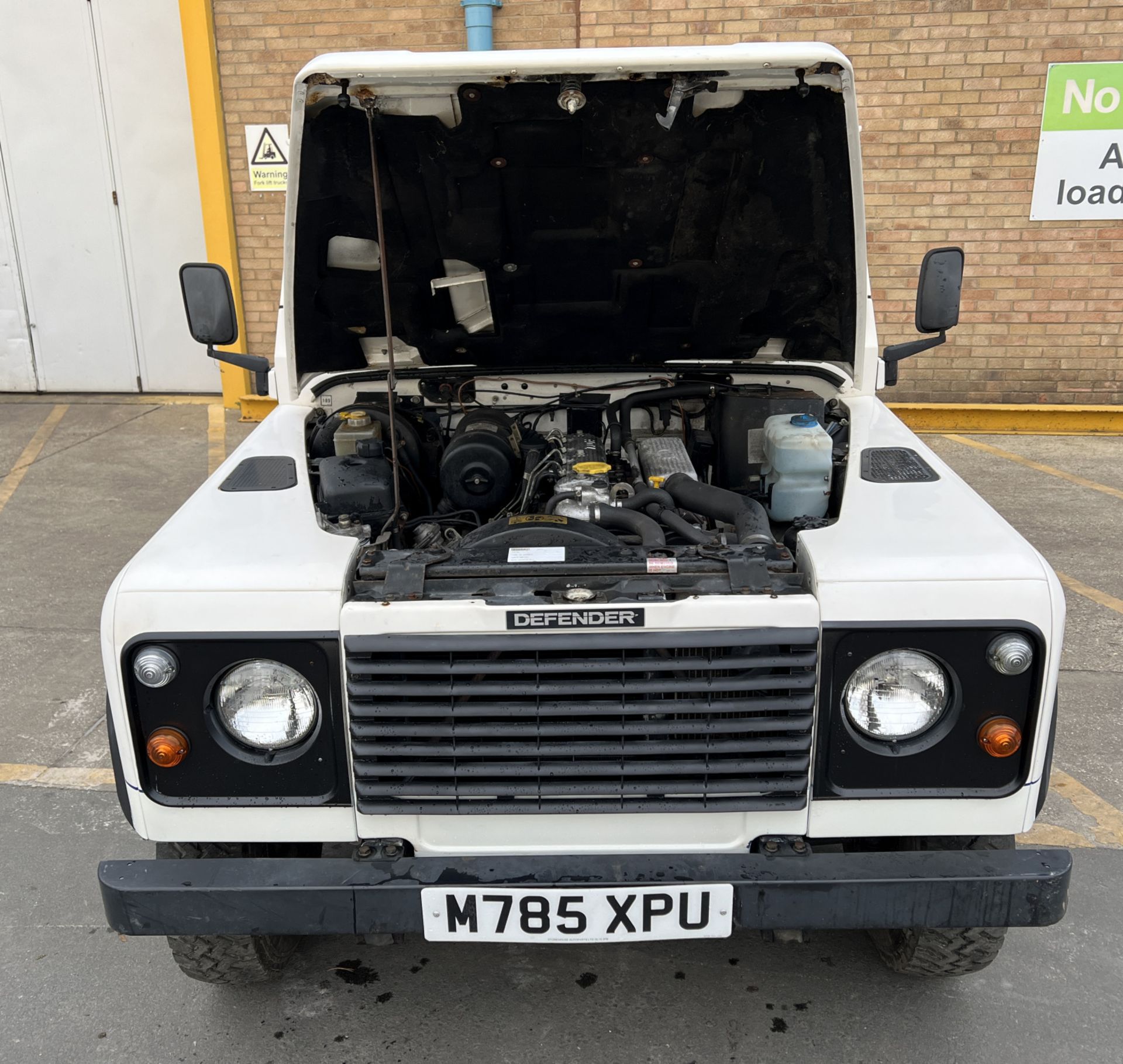 Land Rover Defender 110TDI - 1995 - Very low mileage at 24095 miles - 2.5L diesel - white - Image 41 of 49