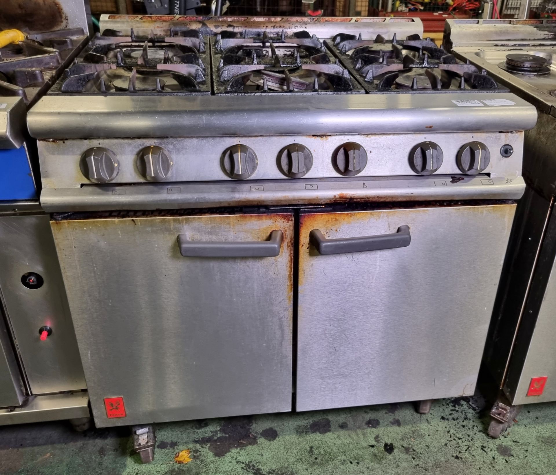 Falcon G3101 6 hob gas cooker - W 910 x D 860 x H 970 mm - AS SPARES OR REPAIRS