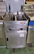 Valentine Equipment V2525 stainless steel twin tank twin basket 3 phase electric fryer - W 500