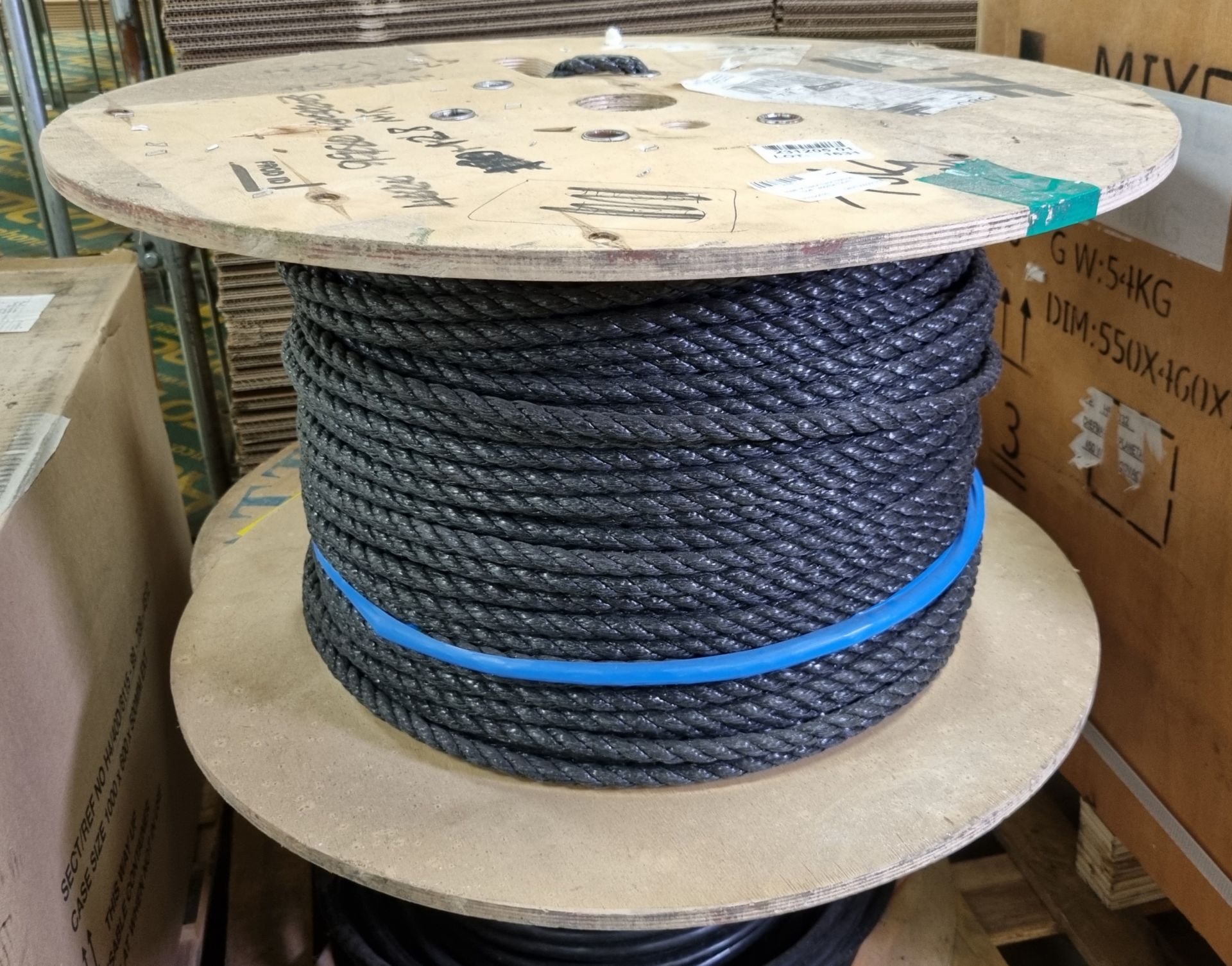 Reel of black nylon fibrous rope - approx 120m, Reel of Nexans 20 x 2 x 0.5 shielded telephone cable - Image 3 of 4