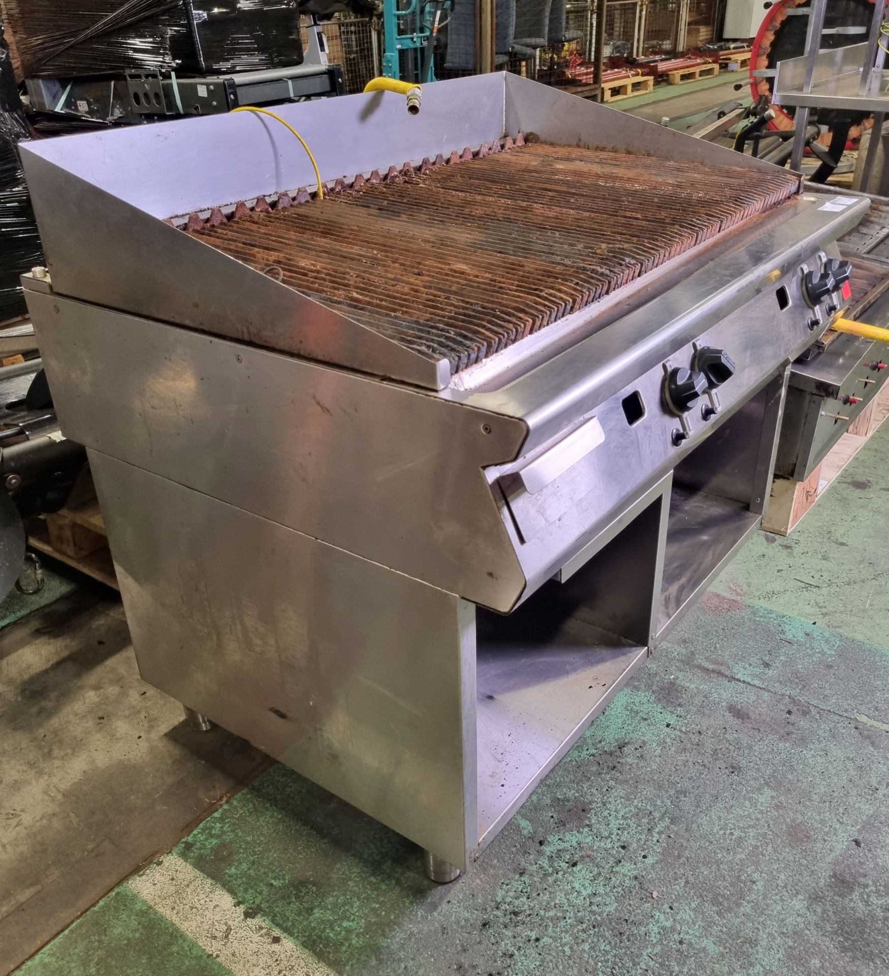 Falcon stainless steel gas chargrill - W 1200 x D 1000 x H 1050mm - Image 3 of 3