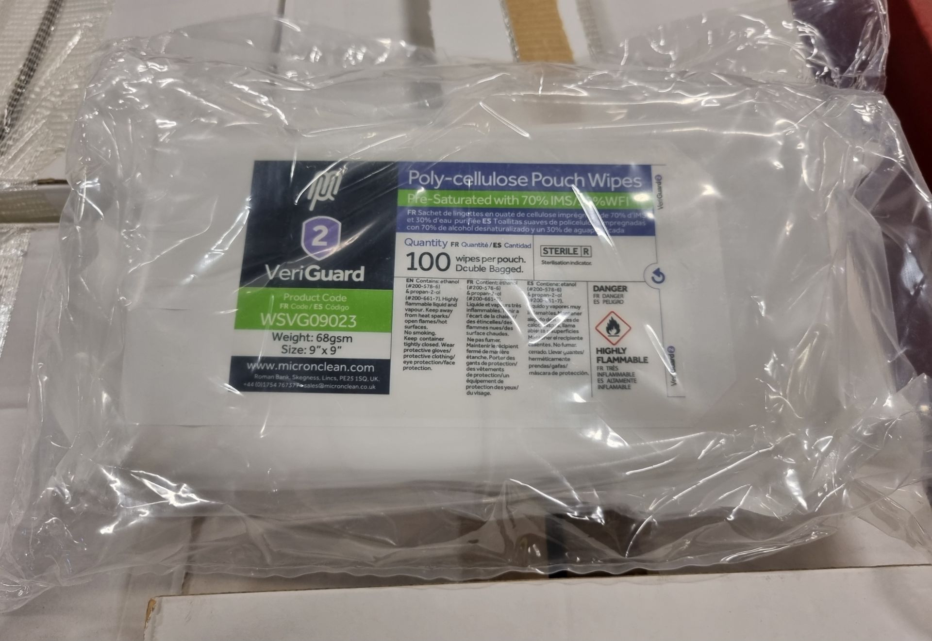 36x boxes of Micronclean Veriguard Polycellulose C-folded pouch wipe sterile - 230mm x 230mm - Bild 3 aus 4