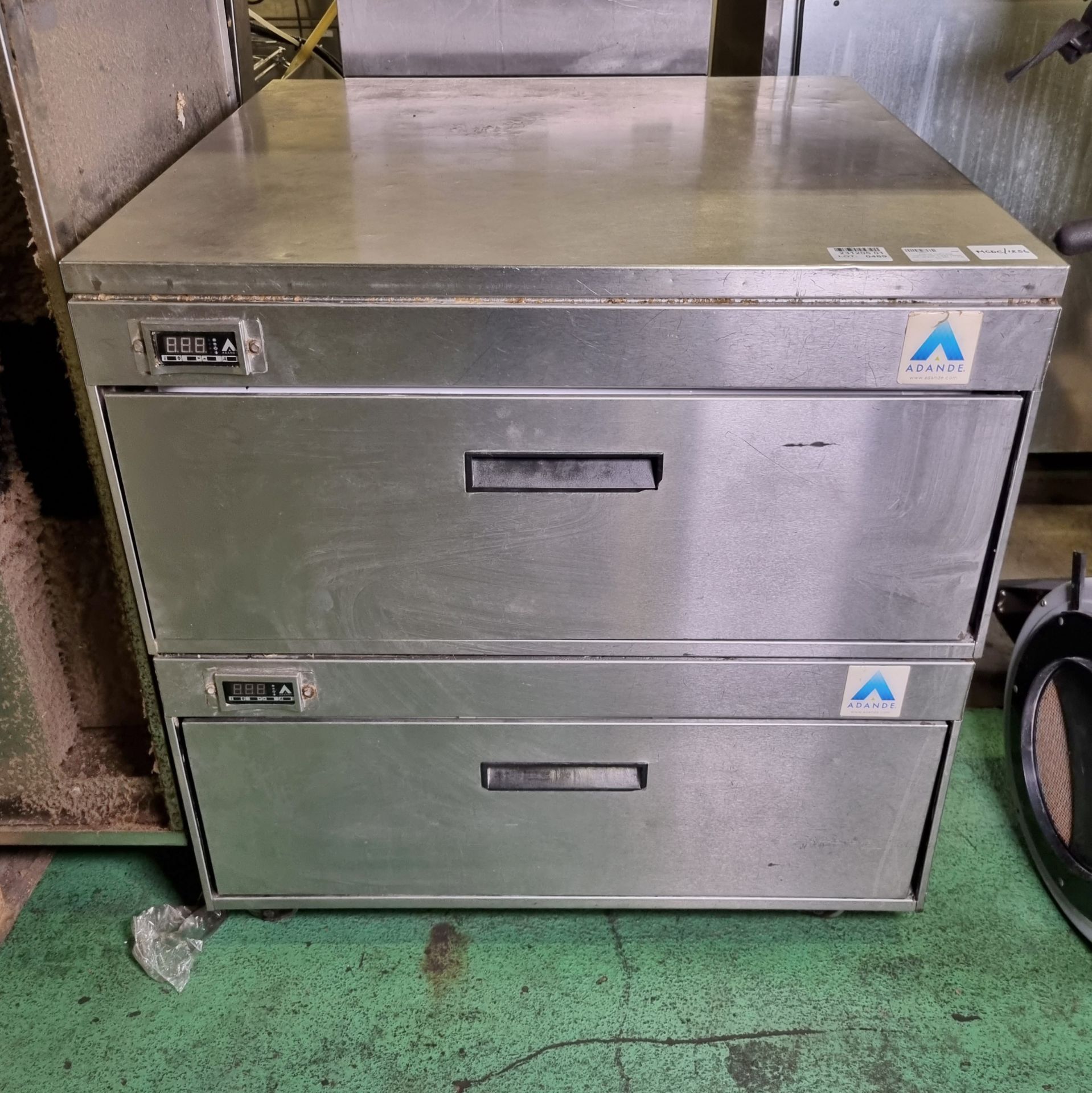 Adande VCR2 st/st undercounter 2-draw freezer unit - W 880 x D 880 x H 900 mm