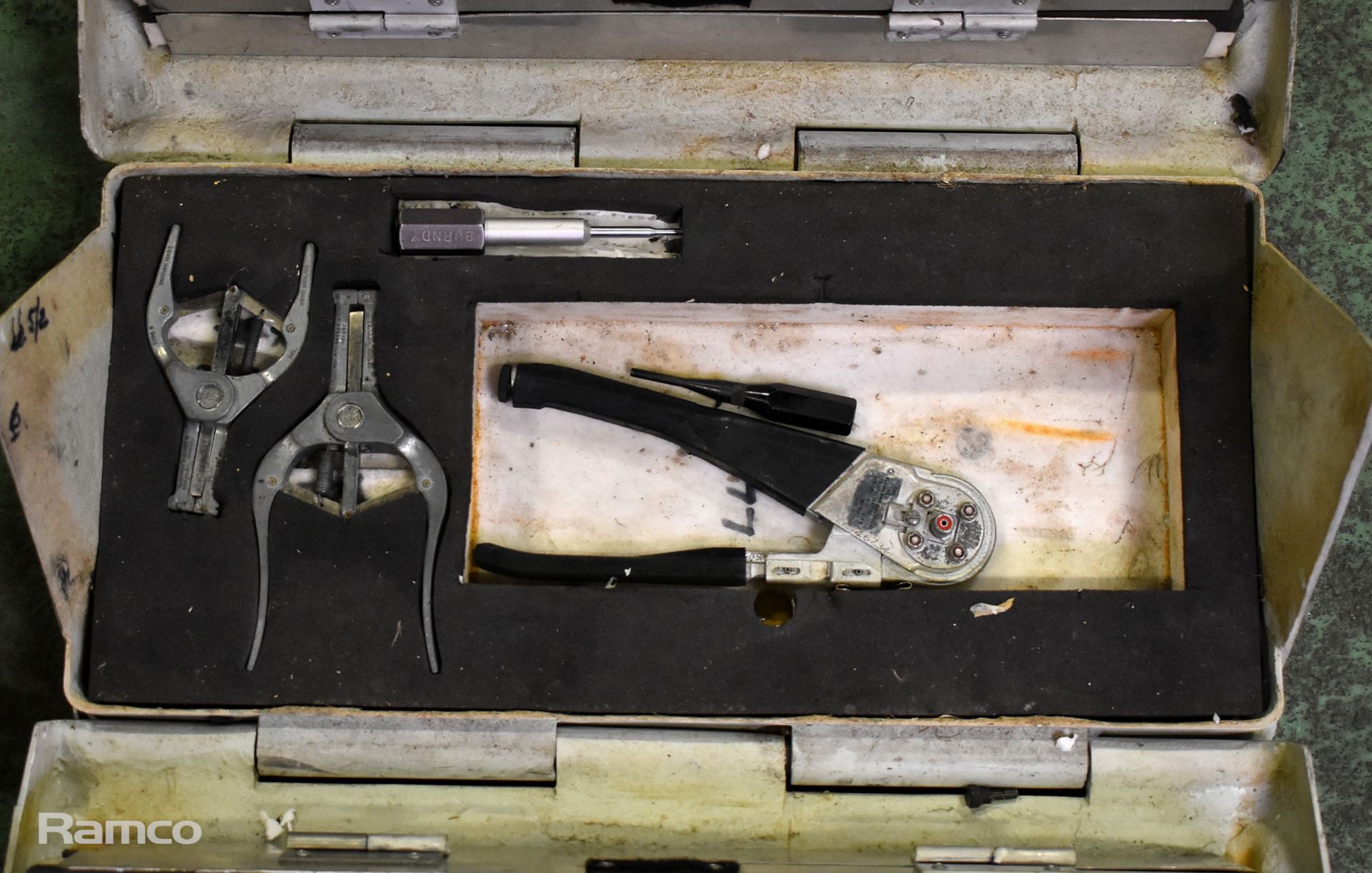 Crimping tool kit in heavy duty carry case - Image 3 of 9