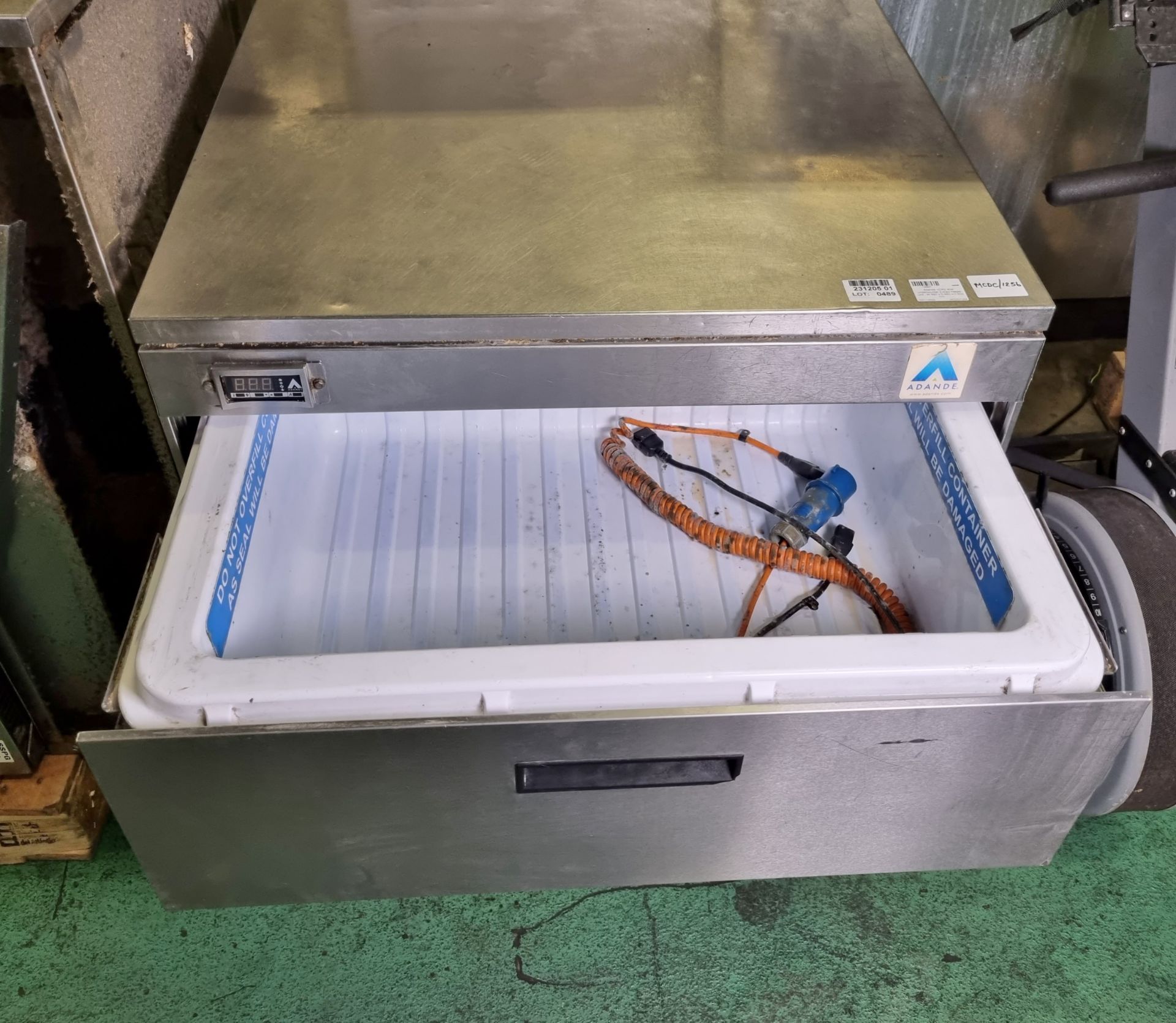 Adande VCR2 st/st undercounter 2-draw freezer unit - W 880 x D 880 x H 900 mm - Image 3 of 5