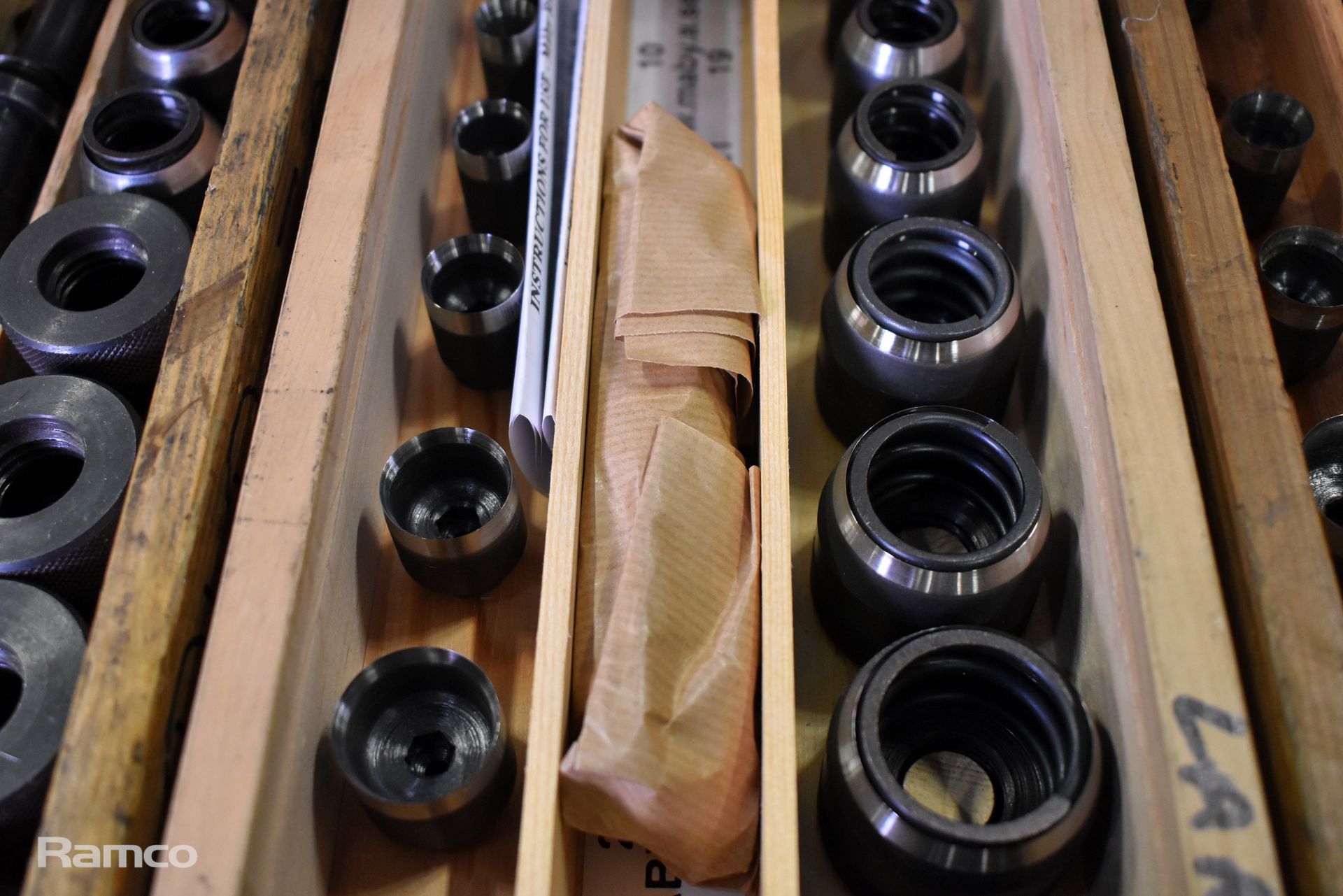 4x Maby Ring punch sets in wooden storage box - Image 5 of 7