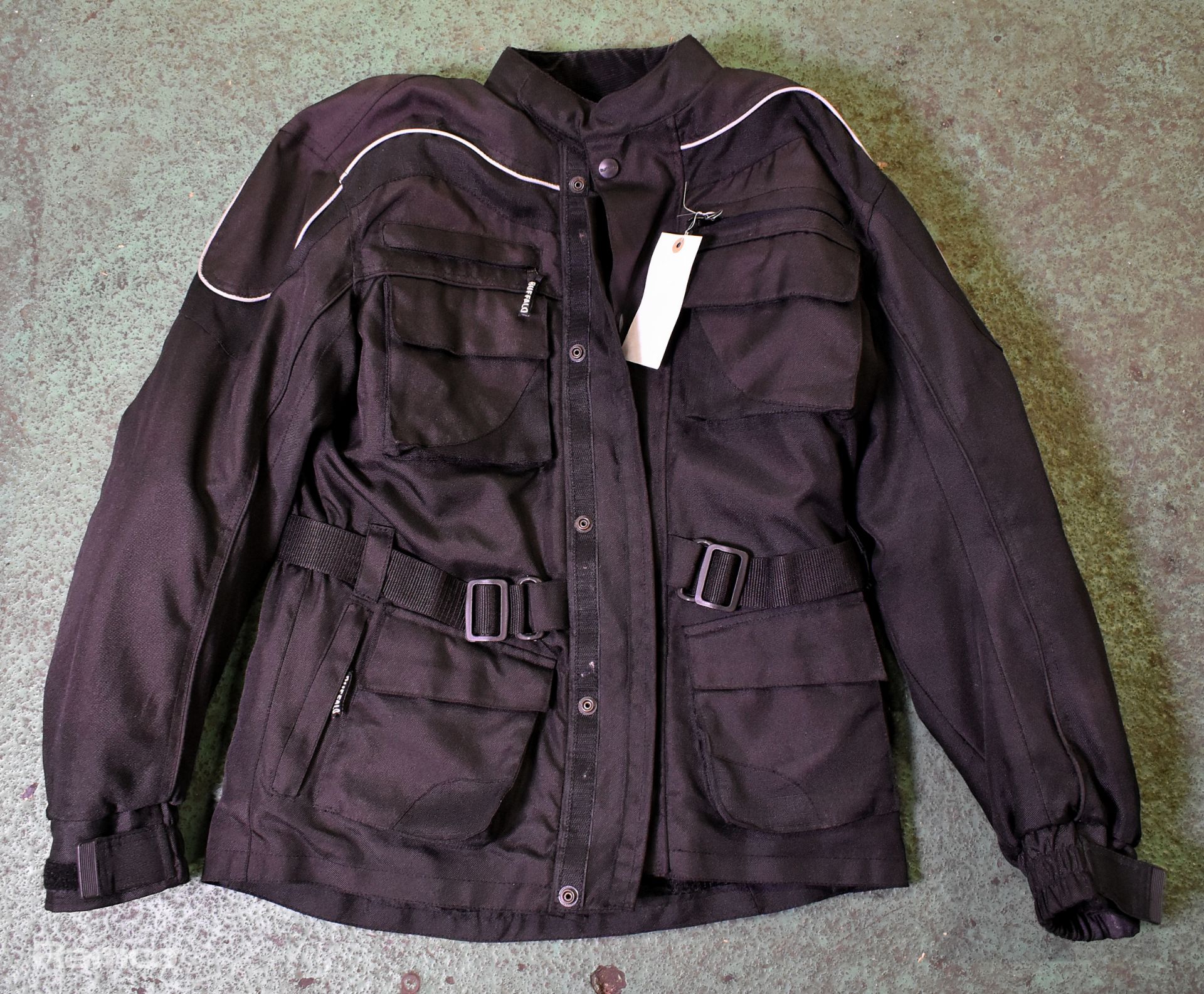 Buffalo black textile motorcycle jacket - Size: XS, Targa black and red textile motorcycle jacket - Image 8 of 15