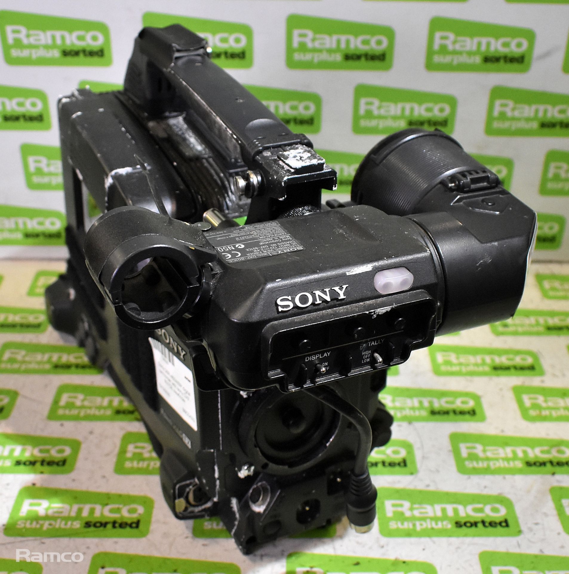 Sony DSR-450WSP digital camcorder with sony DXF-801CE viewfinder - NO LENS - Bild 9 aus 14