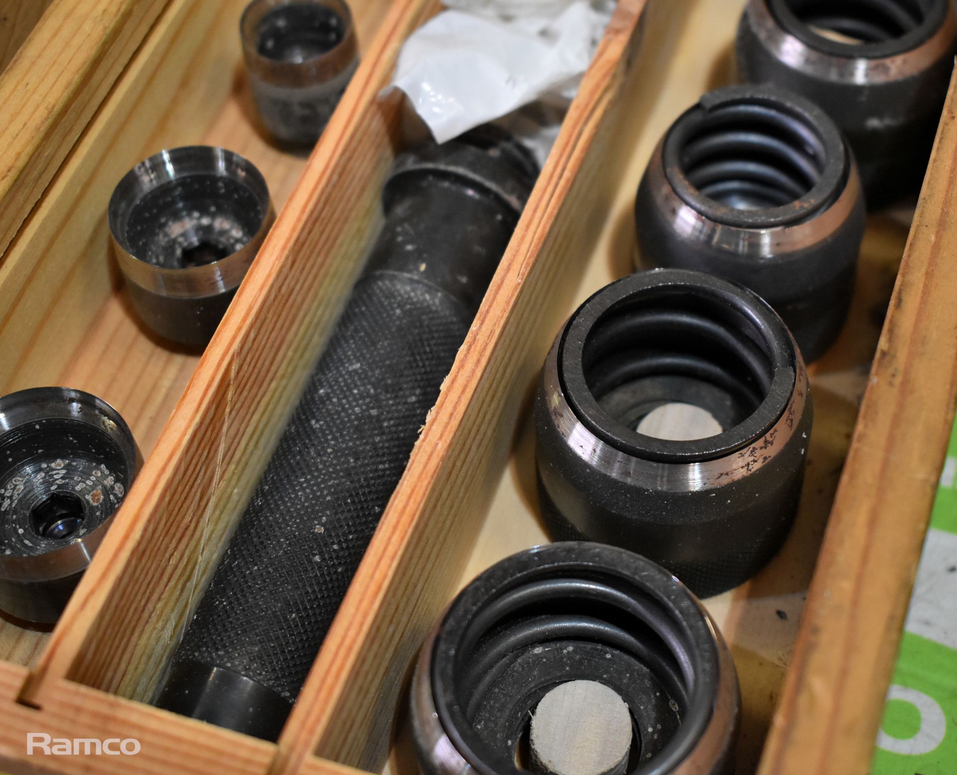 2x Maby Ring punch sets in wooden storage box - Image 6 of 7