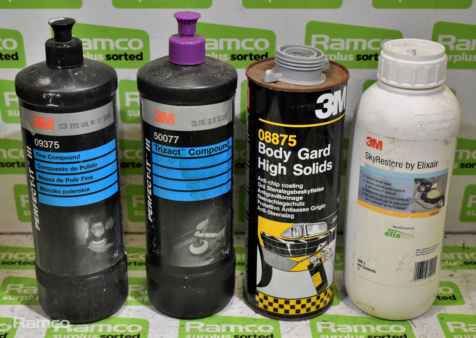 Garage consumables - Oils, lubricants, degreaser wipes - CANNOT BE SENT VIA PARCEL - Image 5 of 15