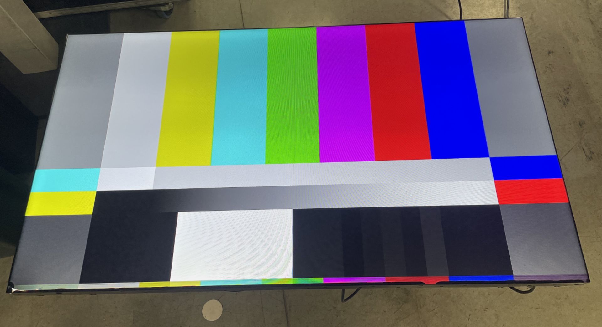 6 x LG55" LV77A seamless videowall panels with 8 x sprung mounting brackets in 3 x flight cases - Image 11 of 26