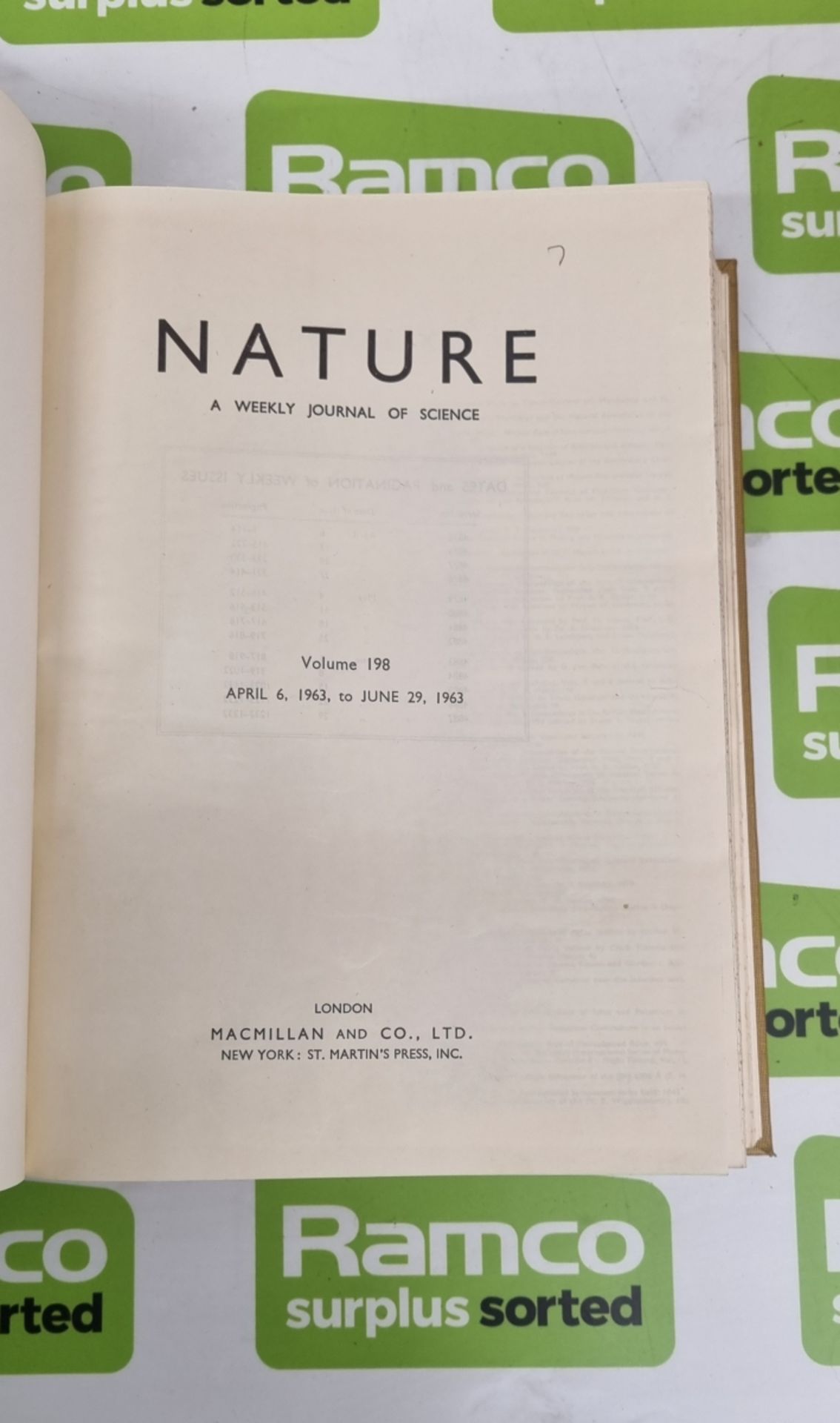 Macmillan Journals Ltd Nature books - Volumes 198 to 240 - Bild 5 aus 6