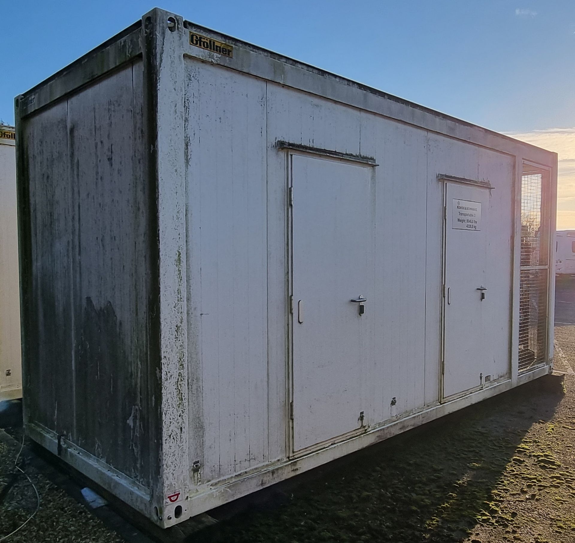20ft insulated ISO container containing Rohde & Schwarz transmission equipment - see description - Image 2 of 50