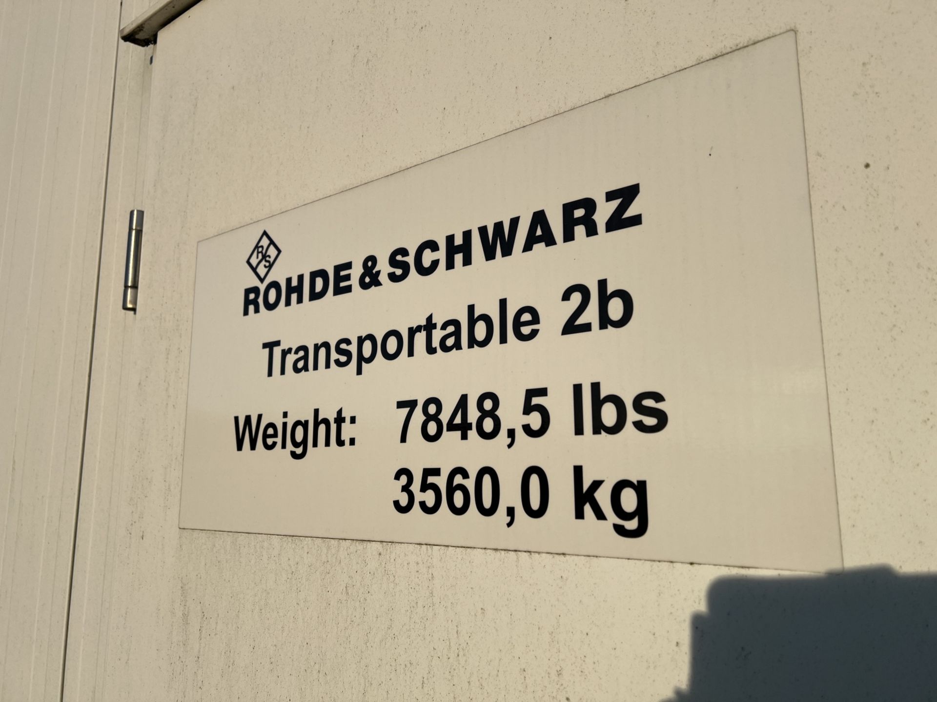 2x 20ft insulated ISO containers containing Rohde & Schwarz transmission equipment - see description - Image 6 of 44