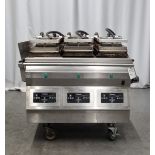 Garland MWE3S 3-clamshell grill unit