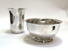 A Silver plated footed fruit bowl (D26cm) together with a silver plated vase with flared rim (