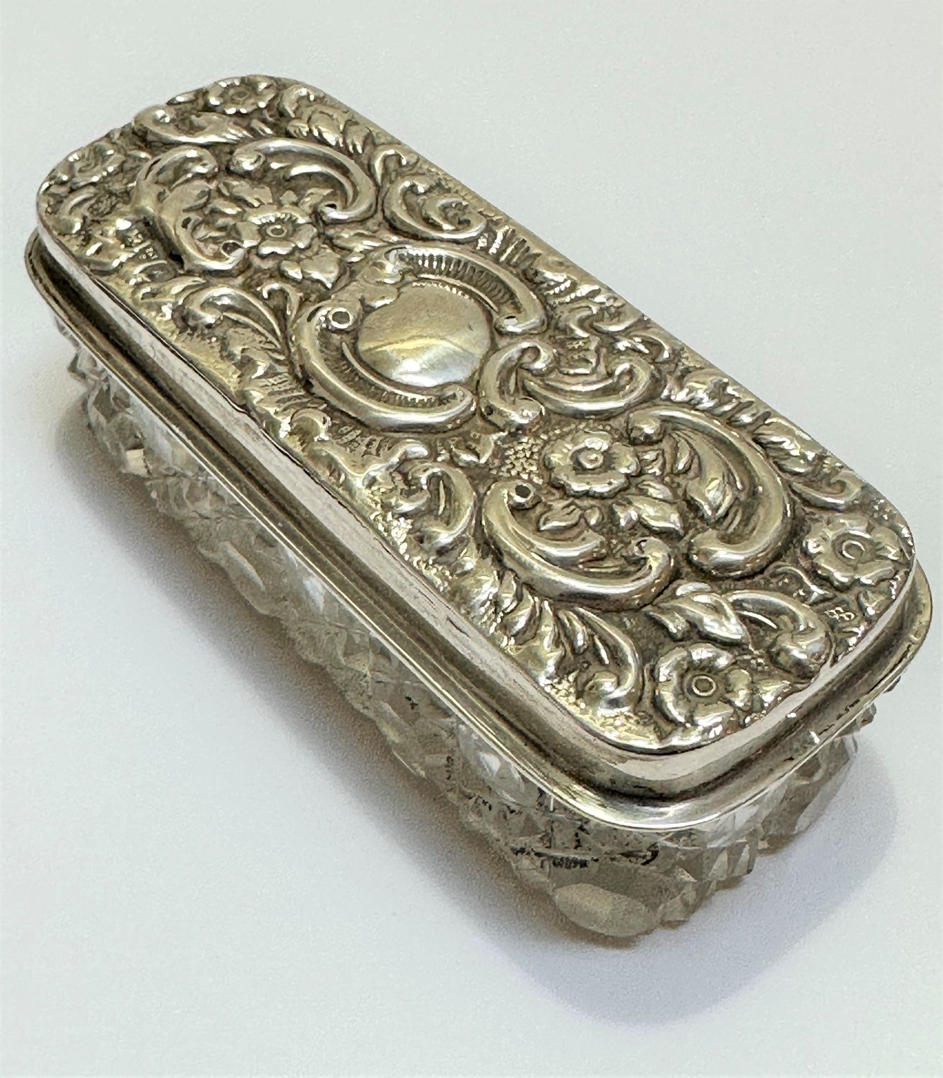 A rectangular crystal pin dish with Chester silver chase mounted top, (3cm x 9cm), a crystal slice - Image 6 of 6