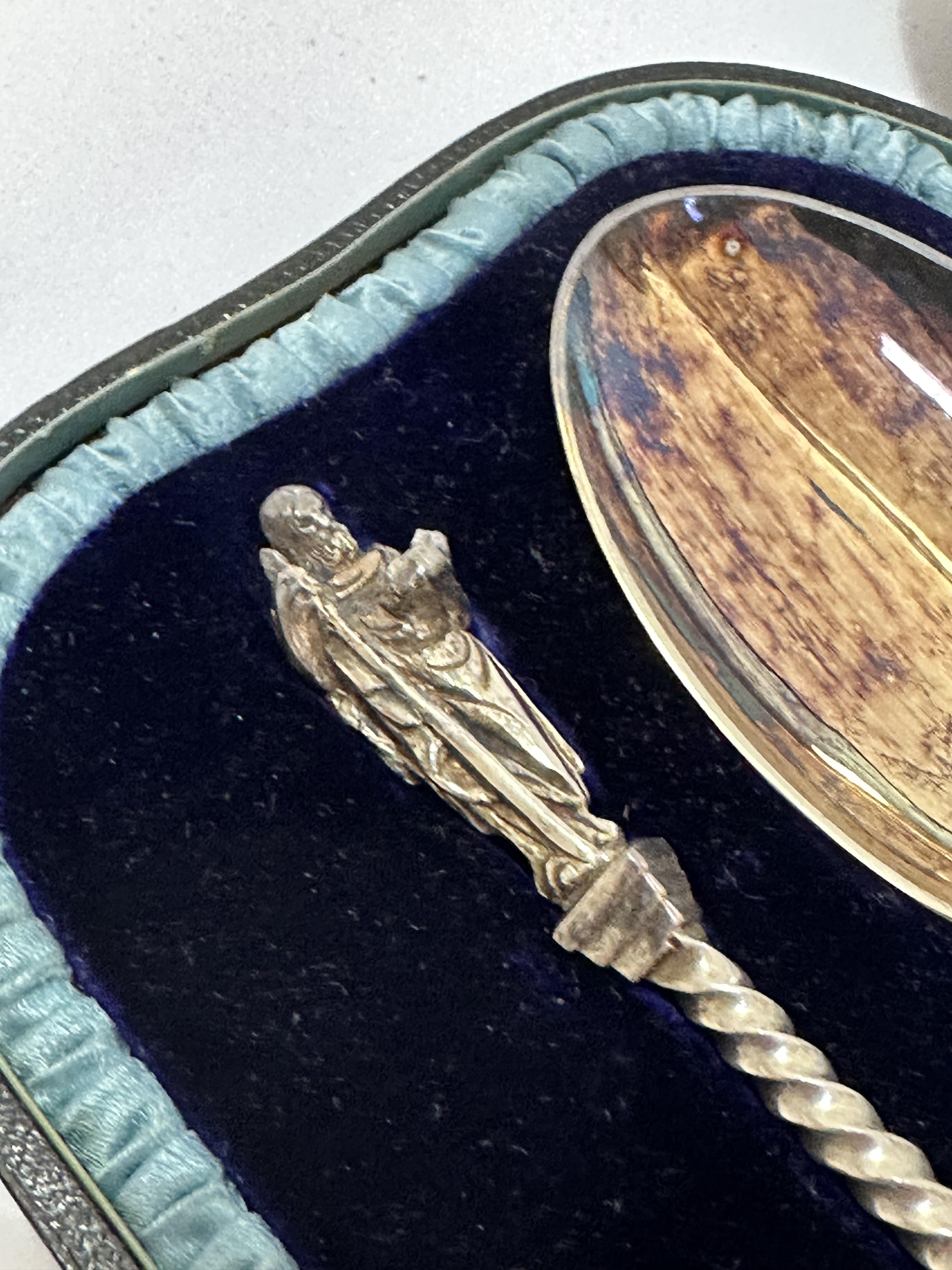 A pair of Epns apostle handled serving spoons complete with original presentation box, retailed by J - Image 2 of 5