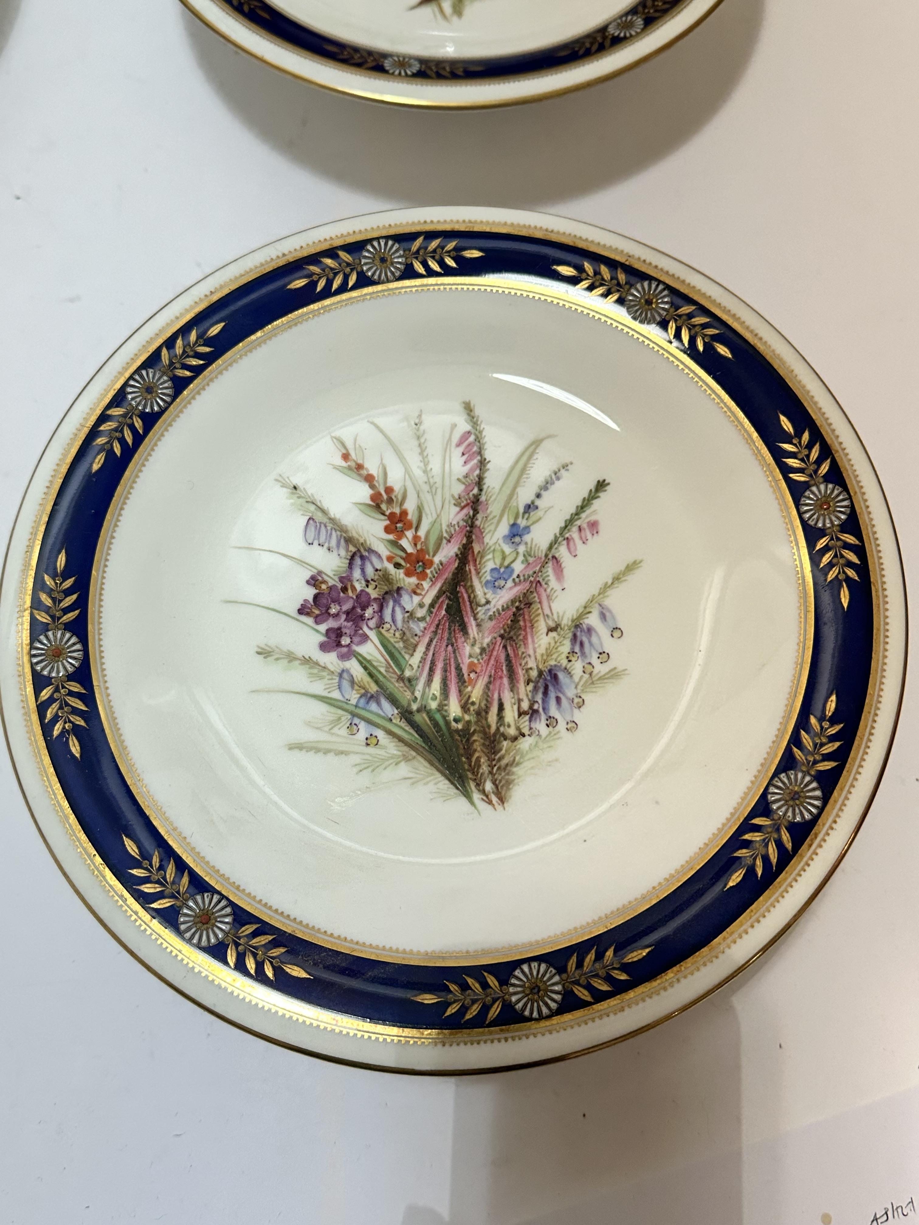 An Edwardian Royal Worcester nineteen piece dessert service including three stands, (5cm x 23cm) and - Image 9 of 29