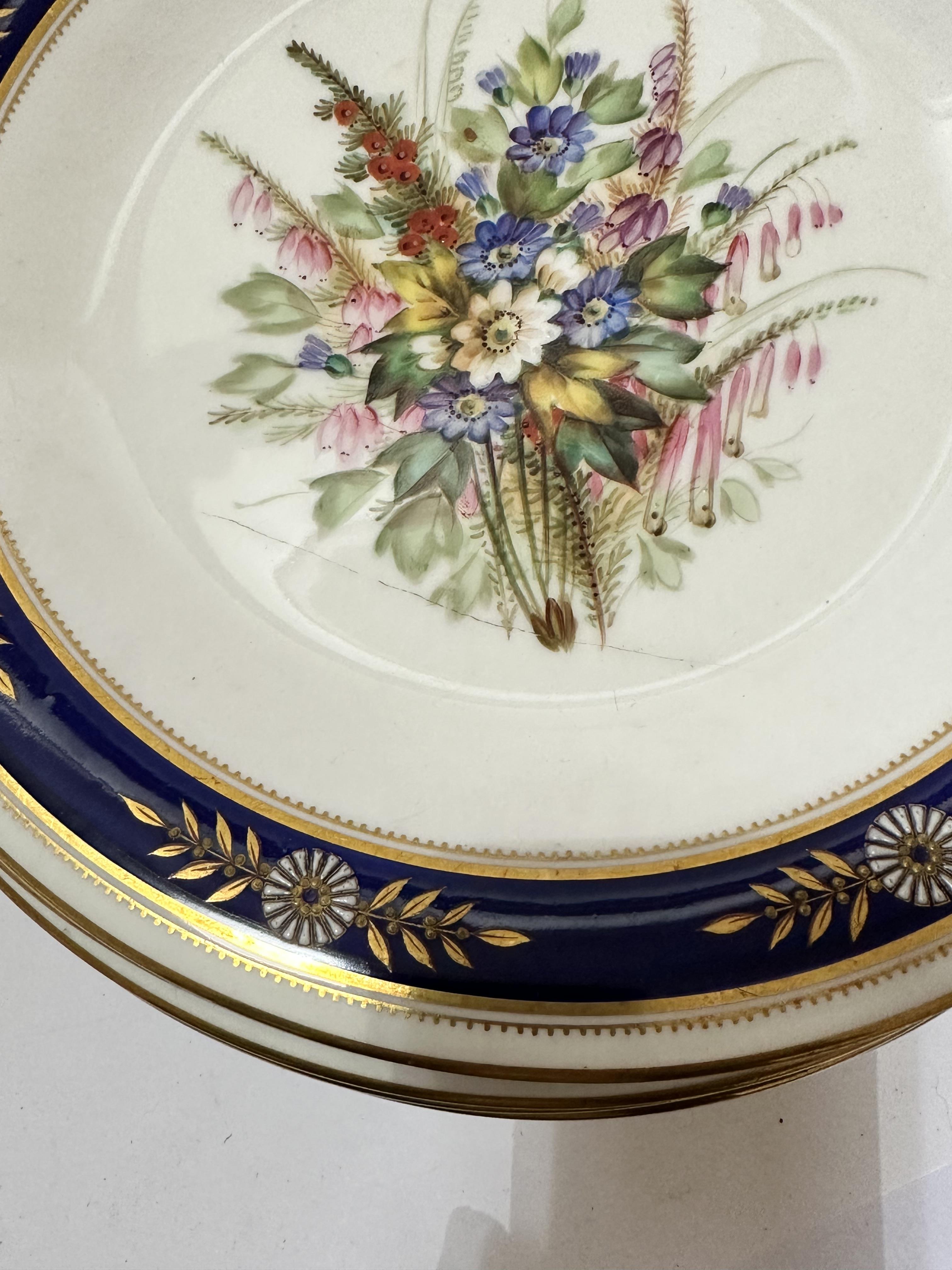 An Edwardian Royal Worcester nineteen piece dessert service including three stands, (5cm x 23cm) and - Image 19 of 29