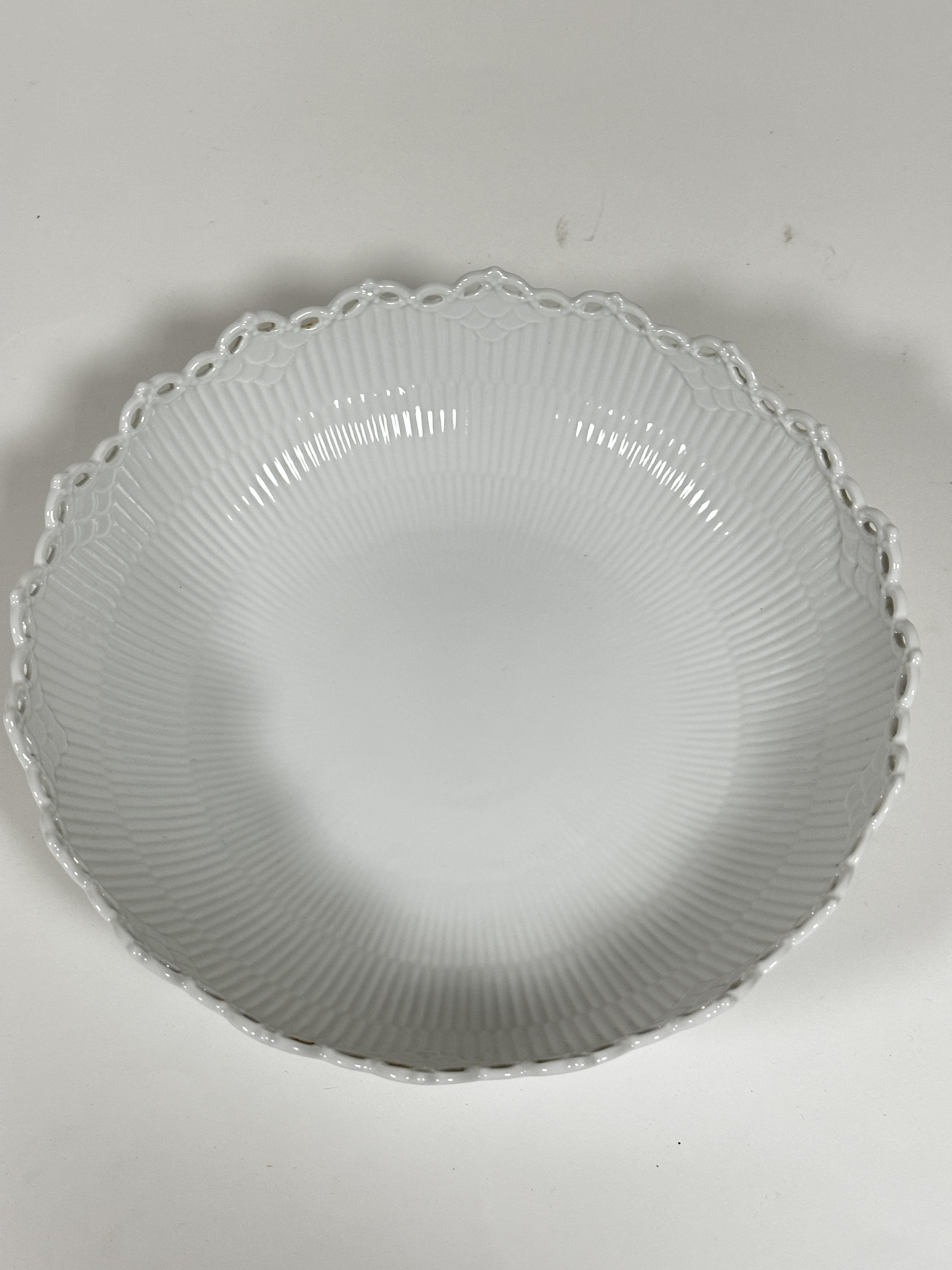 A Danish Copenhagen bowl with lace work edge and fluted tapered interior design, (7cm x 27.5cm) - Image 3 of 3