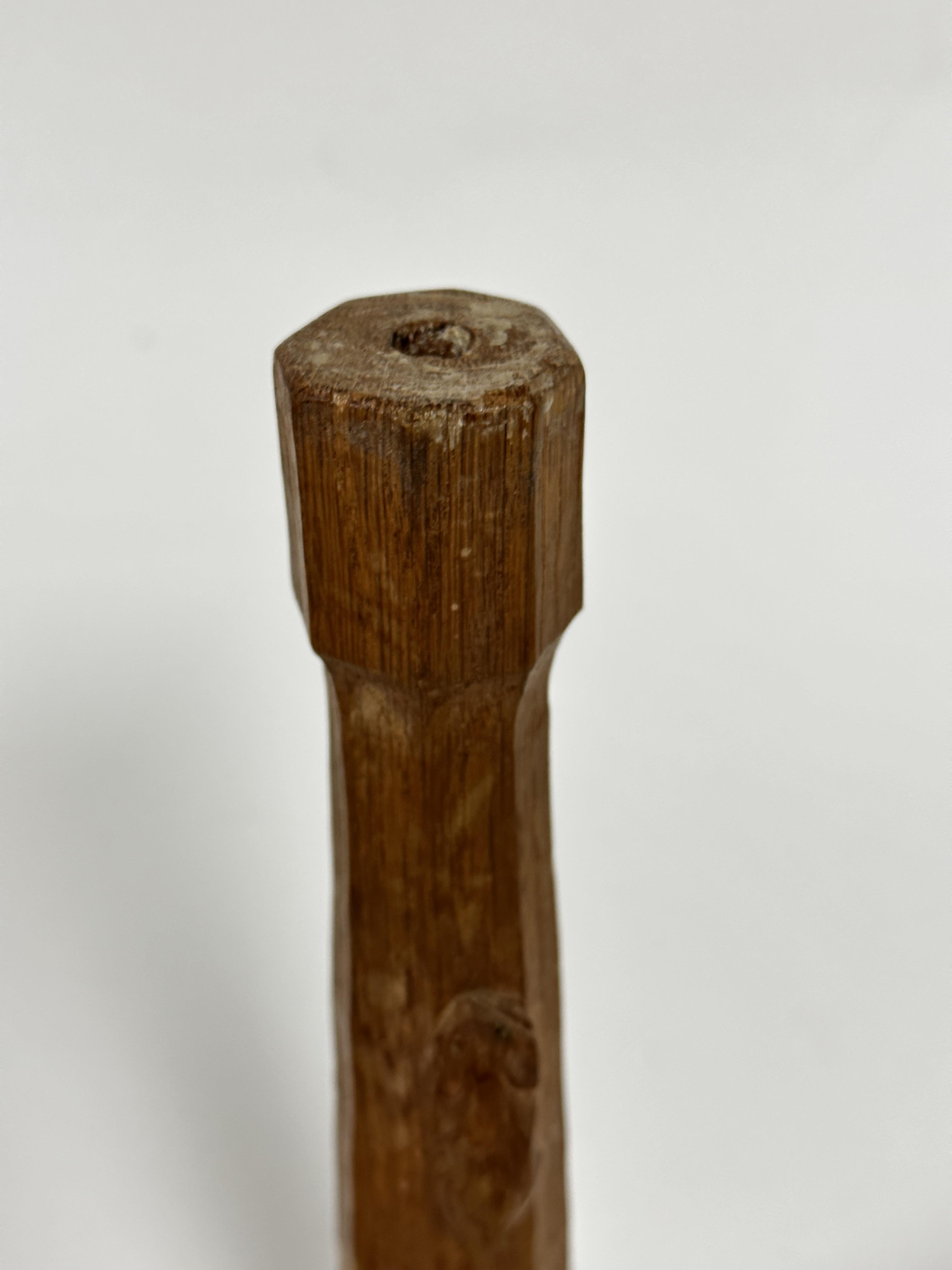 Workshop of Thomas Mouseman, oak carved octagonal tapered lamp base, with moulded top and mouse to - Image 4 of 4