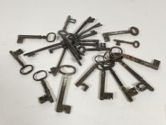 A quantity of keys, mainly 19th century